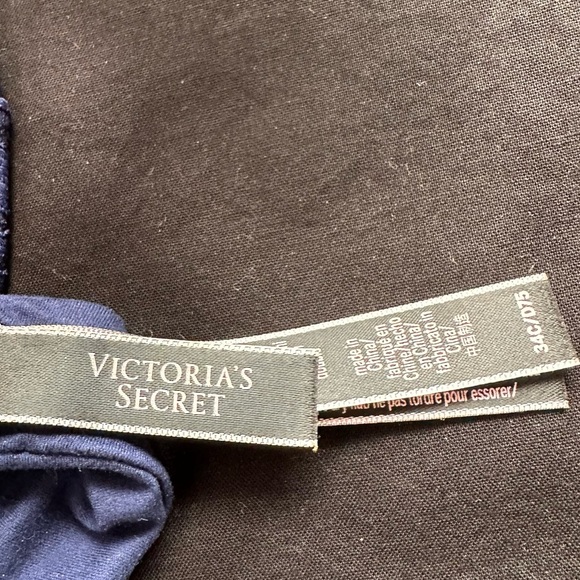 Victoria's Secret Gray Lace Full-Coverage Bra 34C - Picture 3 of 6